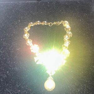 Elegant Gold Women's Necklace